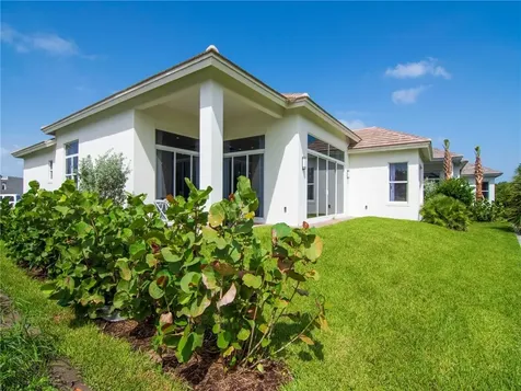 9253 Orchid Cove Circle Vero Beach FL 32963