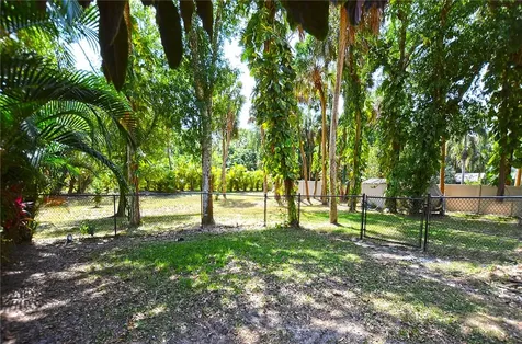 8145 25th Street Vero Beach FL 32966