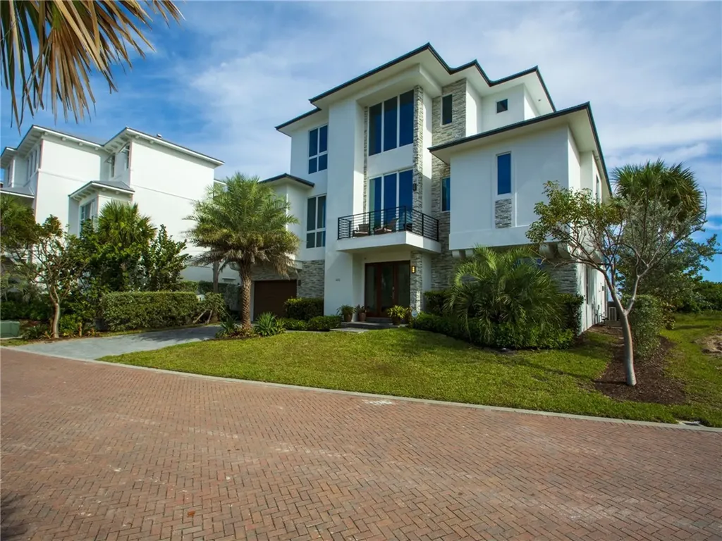 4434 N Highway A1a Hutchinson Island FL 34949