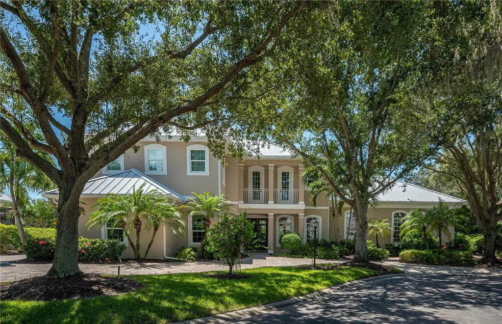 130 Rivercove Lane Vero Beach FL 32963