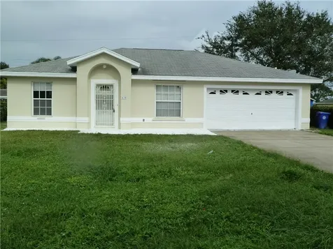 430 20th Place SW Vero Beach FL 32962