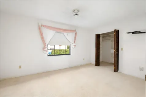 1525 33rd Avenue Vero Beach FL 32960