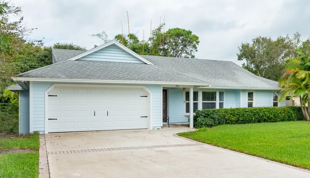 215 8th Terrace Vero Beach FL 32962
