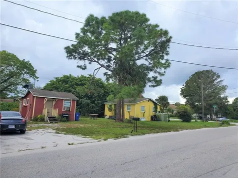 3115 43rd Street Vero Beach FL 32967