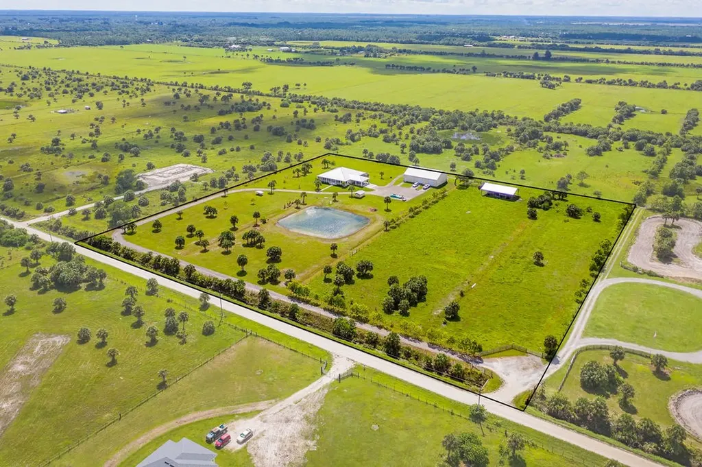 15255 107th Street Fellsmere FL 32948