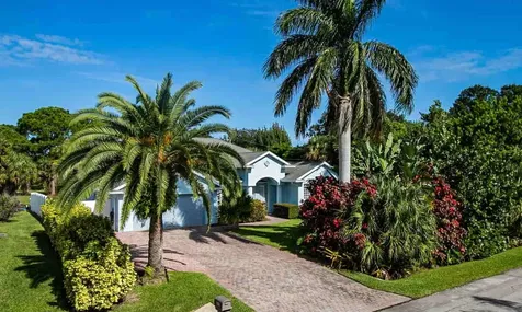 533 Dominican Terrace Sebastian FL 32958
