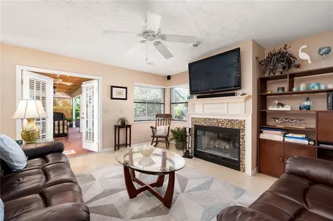 375 38th Square SW Vero Beach FL 32968