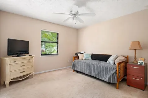 375 38th Square SW Vero Beach FL 32968