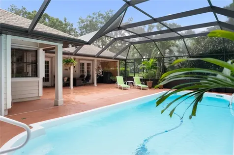 375 38th Square SW Vero Beach FL 32968