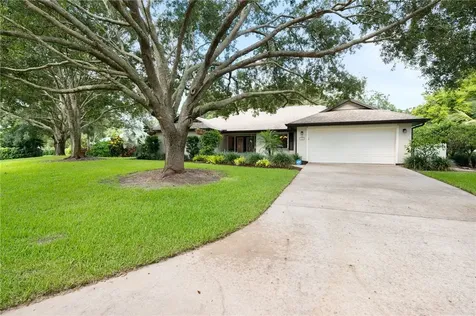 375 38th Square SW Vero Beach FL 32968