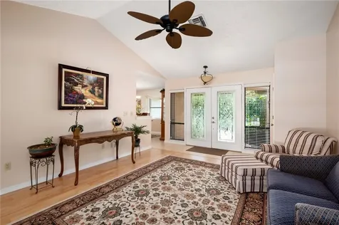 375 38th Square SW Vero Beach FL 32968