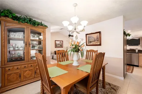 375 38th Square SW Vero Beach FL 32968
