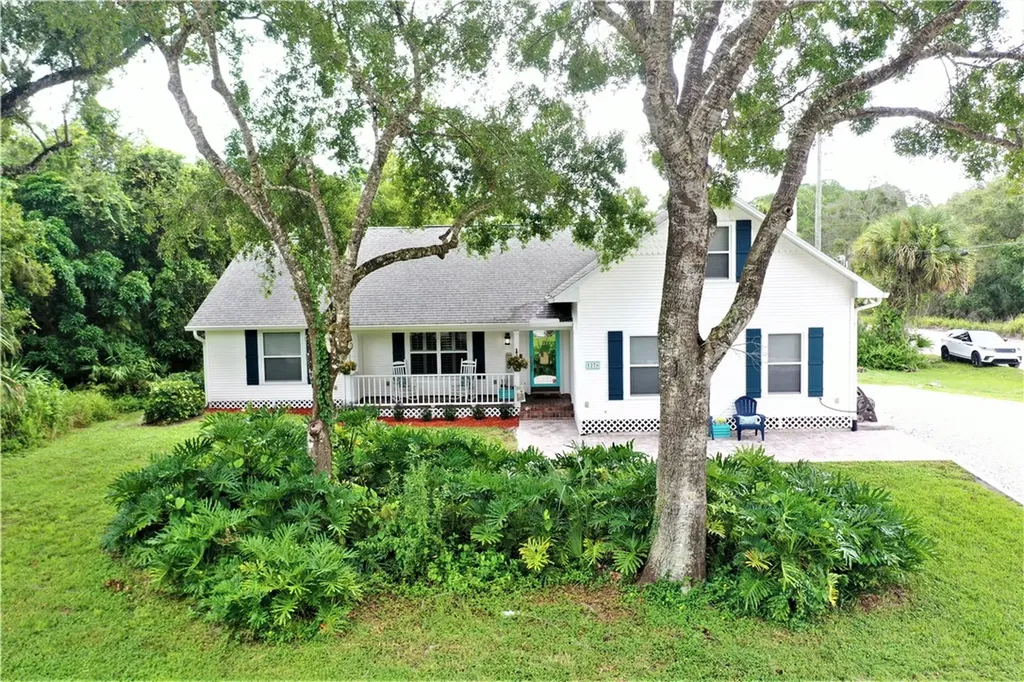 1276 32nd Avenue SW Vero Beach FL 32968