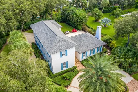 700 Lantana Lane Vero Beach FL 32963