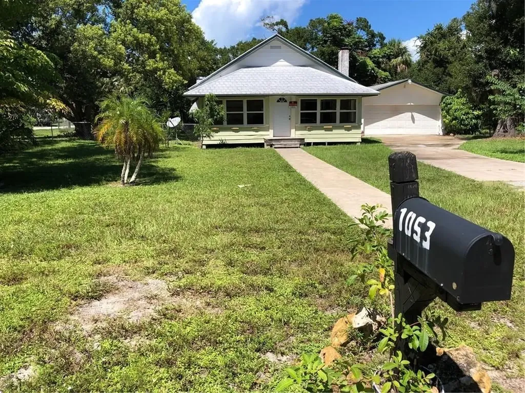 1053 Palmetto Avenue Sebastian FL 32958