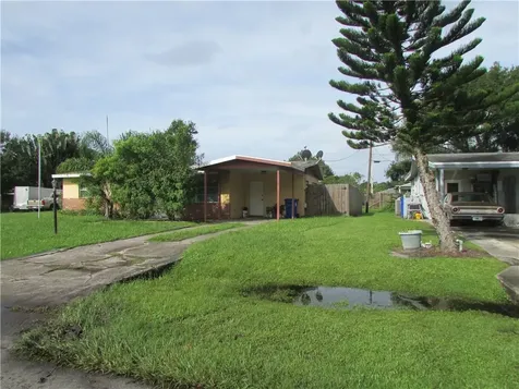 605 26th Avenue Vero Beach FL 32962