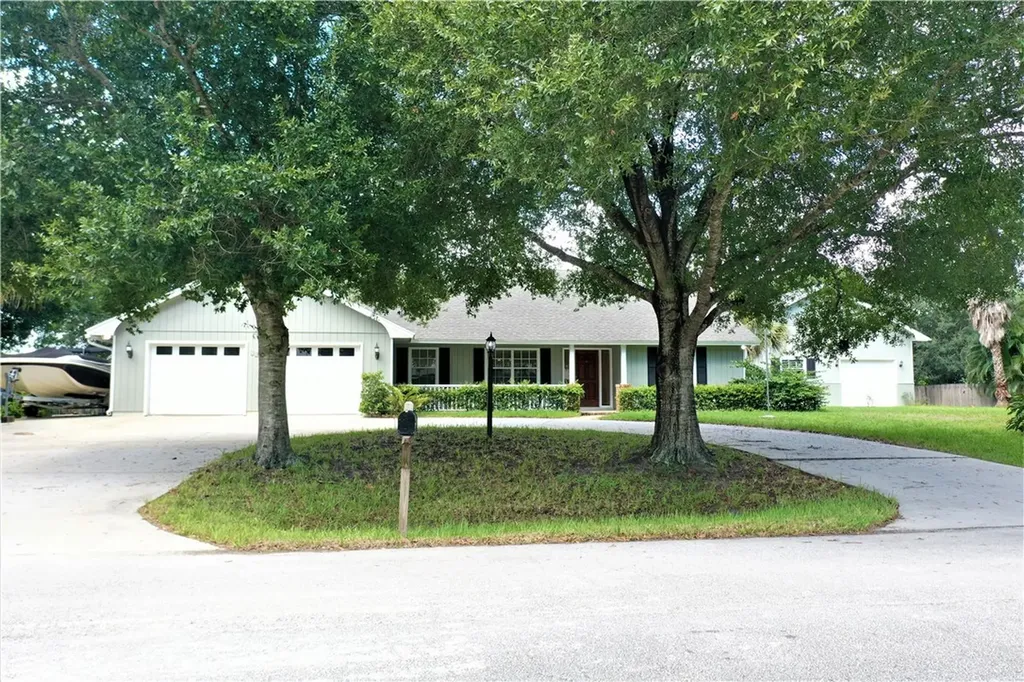 835 23rd Avenue Vero Beach FL 32960