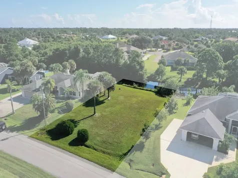 861 George Street Sebastian FL 32958