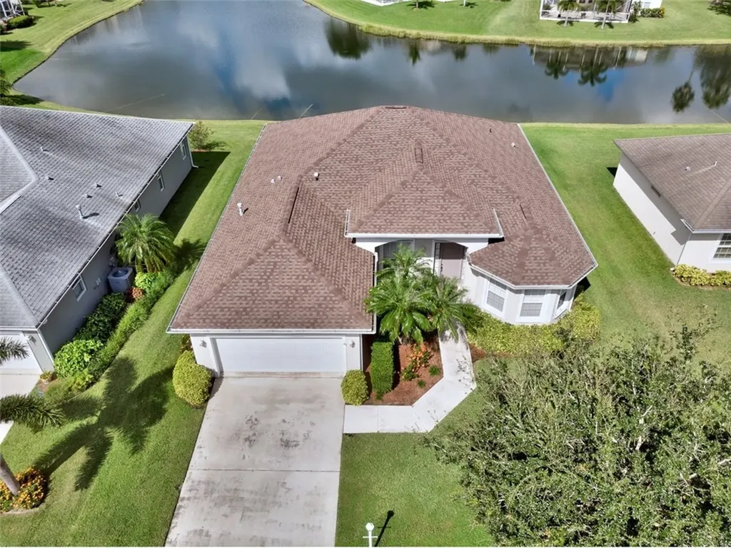 5240 E 1st Square SW Vero Beach FL 32968