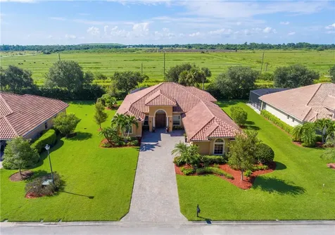 8285 Halbert Lane Vero Beach FL 32968