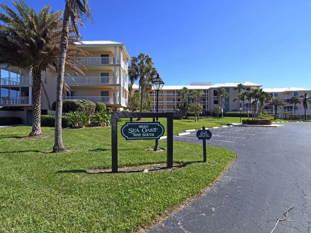 8830 S Sea Oaks Way Vero Beach FL 32963