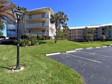 8830 S Sea Oaks Way Vero Beach FL 32963