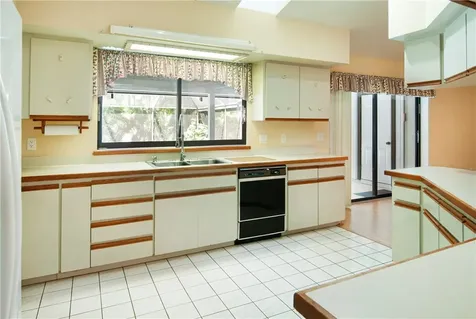 365 34th Court SW Vero Beach FL 32968