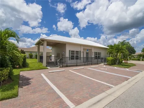 1862 Oak Grove Court Vero Beach FL 32966