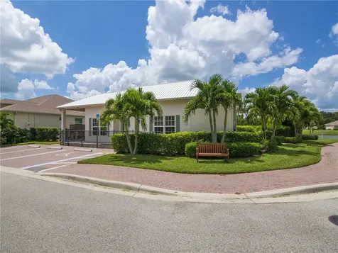 1862 Oak Grove Court Vero Beach FL 32966