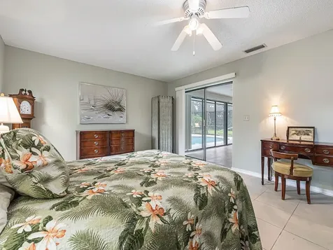 570 W Forest Trail Vero Beach FL 32962
