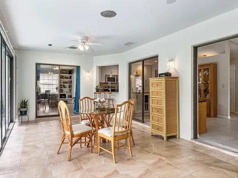 570 W Forest Trail Vero Beach FL 32962