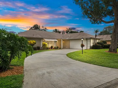 570 W Forest Trail Vero Beach FL 32962
