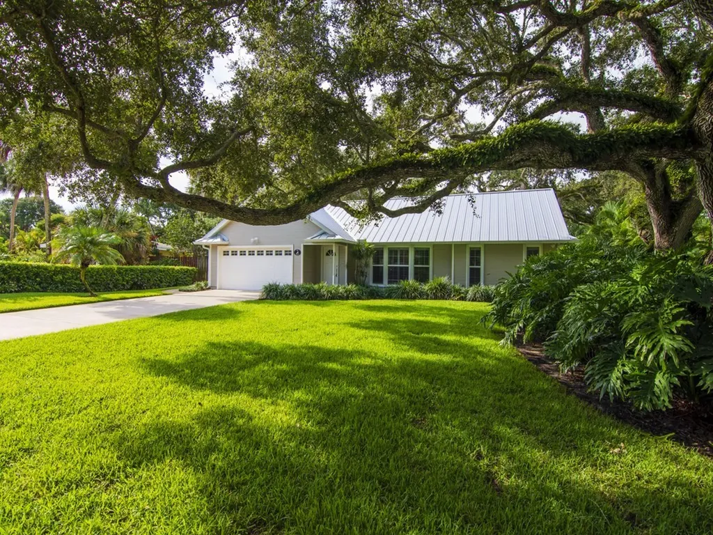 616 Holly Road Vero Beach FL 32963