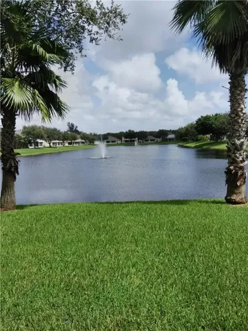 2600 12th Square SW Vero Beach FL 32968