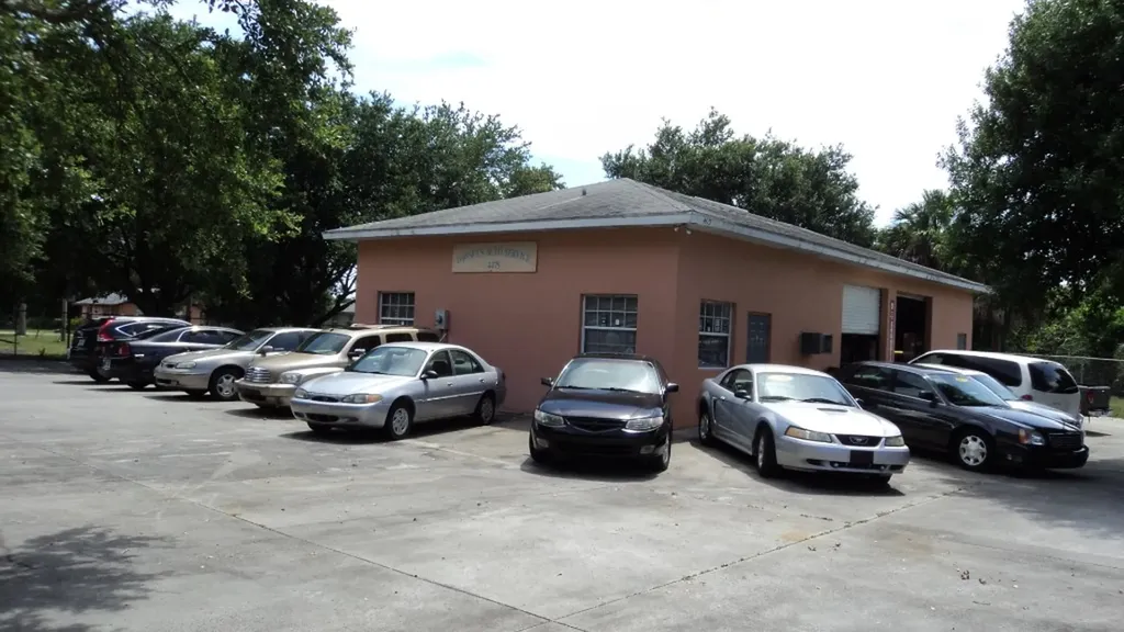 4405 33rd Avenue Vero Beach FL 32967