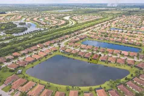 5550 49th Avenue Vero Beach FL 32967