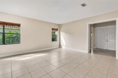 5550 49th Avenue Vero Beach FL 32967