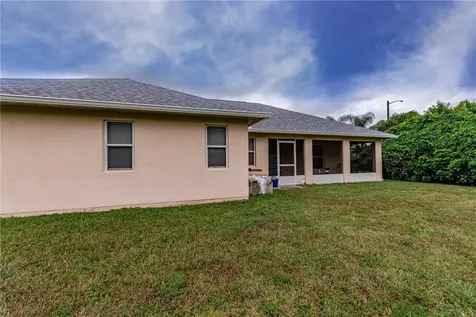 4866 51st Court Vero Beach FL 32967
