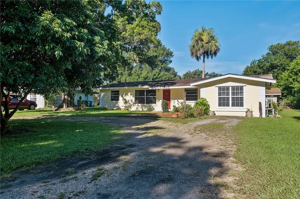 2765 49th Avenue Vero Beach FL 32966