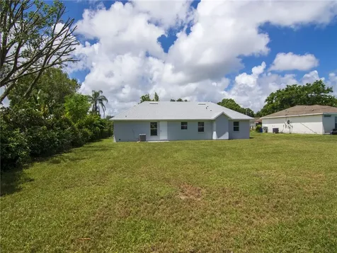 2176 16th Avenue SW Vero Beach FL 32962