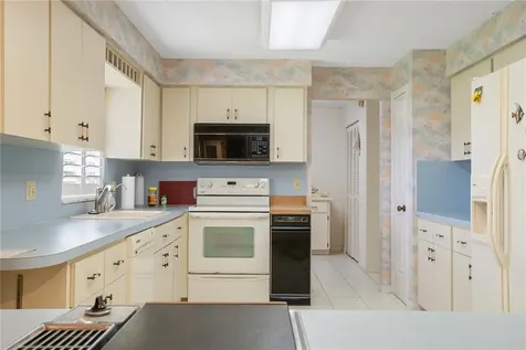 395 Nieuport Drive Vero Beach FL 32968