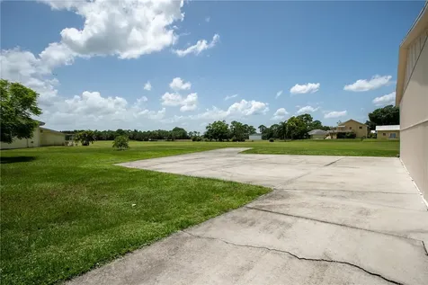 395 Nieuport Drive Vero Beach FL 32968