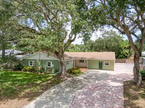 635 Iris Lane Vero Beach FL 32963