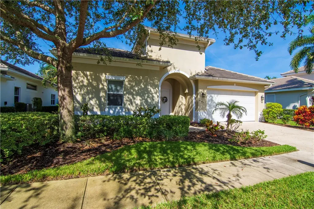 9057 Englewood Court Vero Beach FL 32963