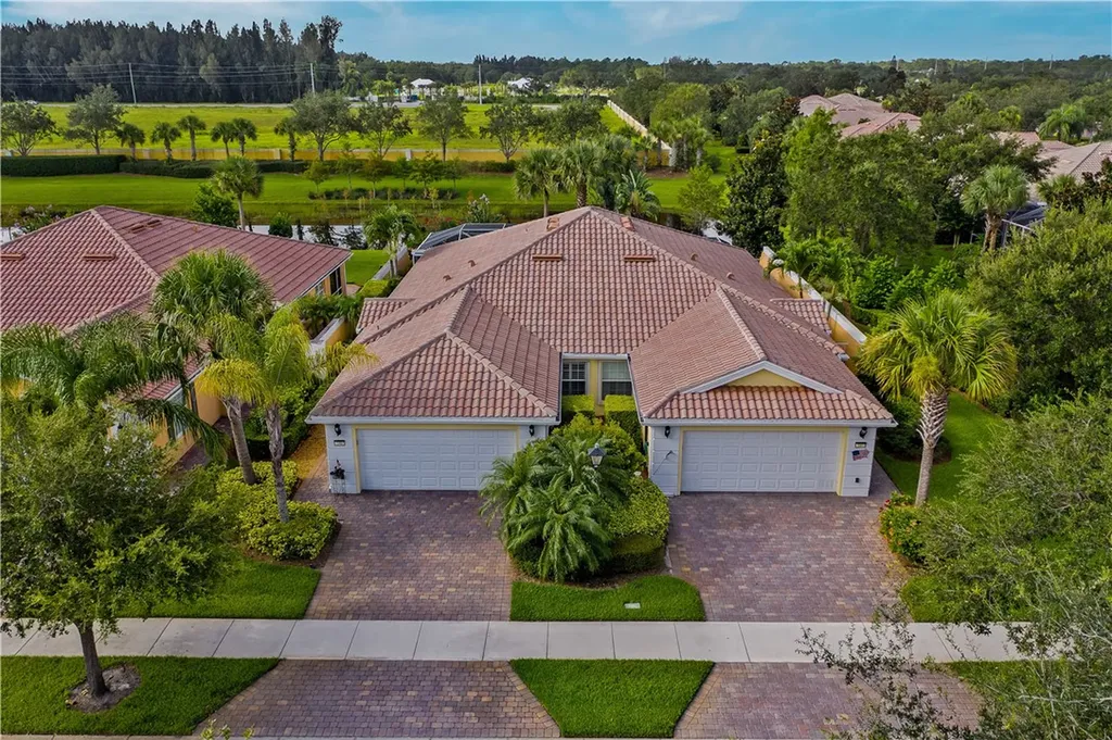 5465 Dominica Street Vero Beach FL 32967