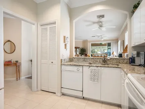 1676 Victoria Circle Vero Beach FL 32967
