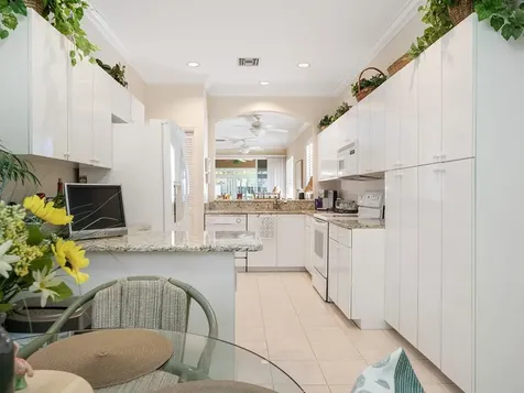 1676 Victoria Circle Vero Beach FL 32967