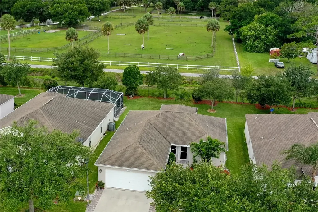 1121 W 13th Square Vero Beach FL 32960