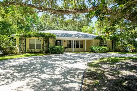 711 Riomar Drive Vero Beach FL 32963