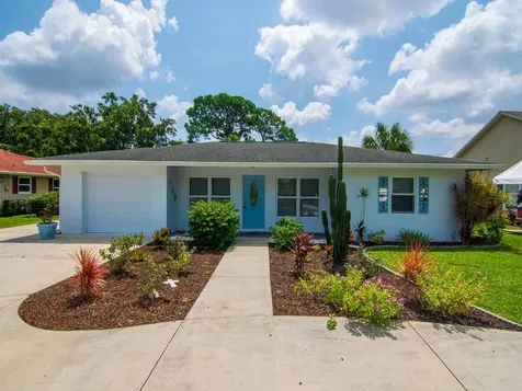 336 18th Avenue Vero Beach FL 32962